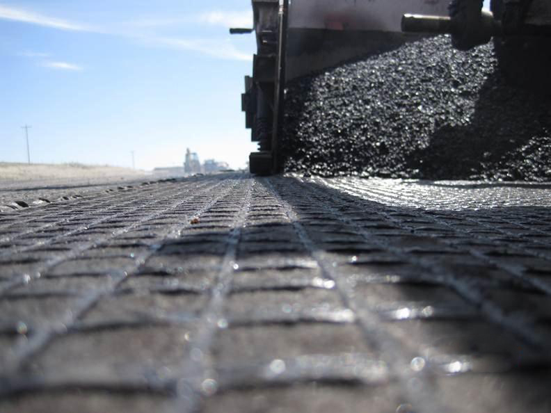 Adfors glasgrid asphalt road reinforcement geogrid